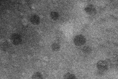 Наночастицы фазы Al3Zr структурного типа L12. Фото получено методом просвечивающей электронной микроскопии высокого разрешения. 